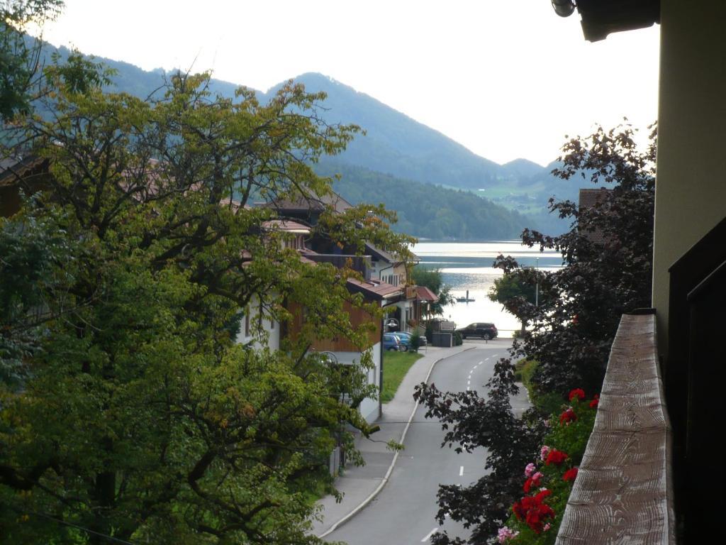 Pension Woerndl Fuschl am See Ruang foto